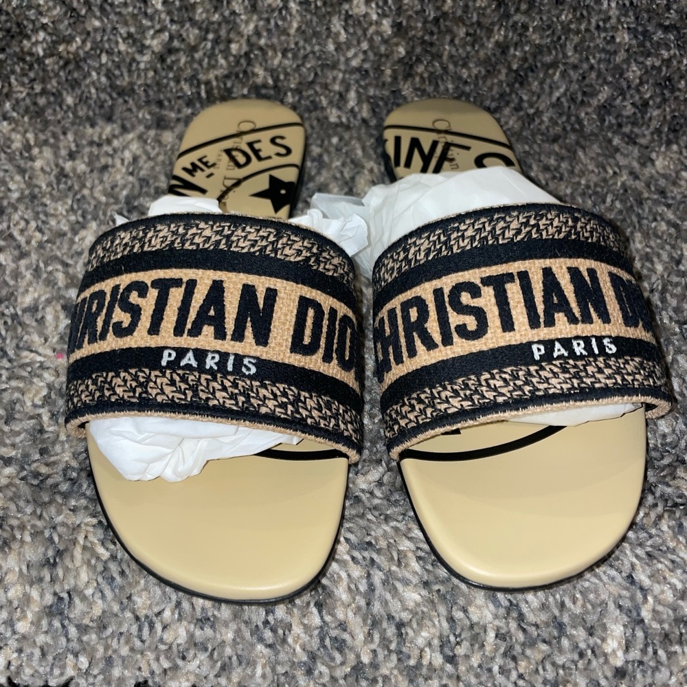DWAY CHRISTIAN DIOR SANDALS